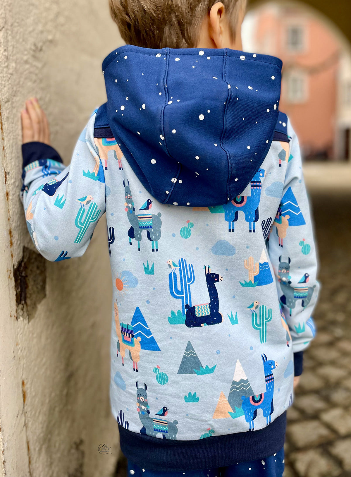 Lamis Irregular dots navy *Bio French Terry*